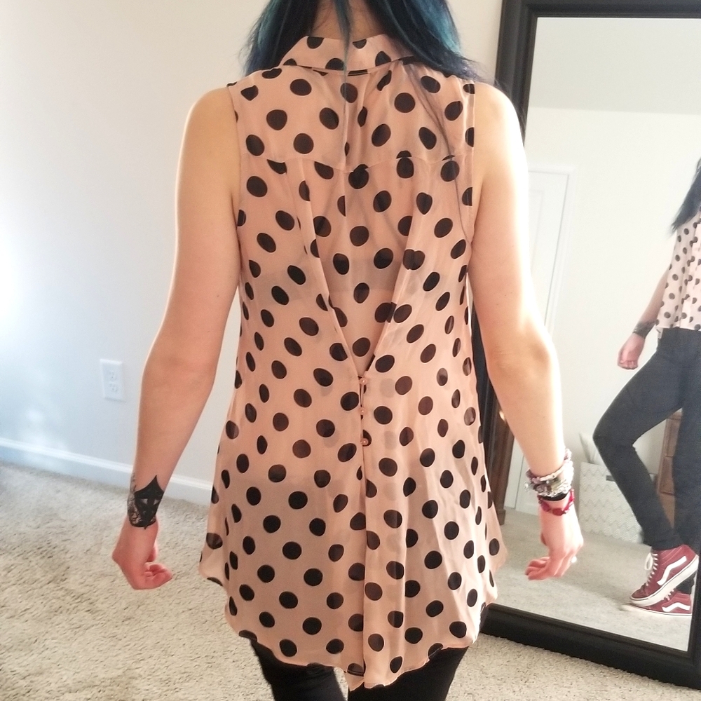 Shirt - Picture 2 of 5